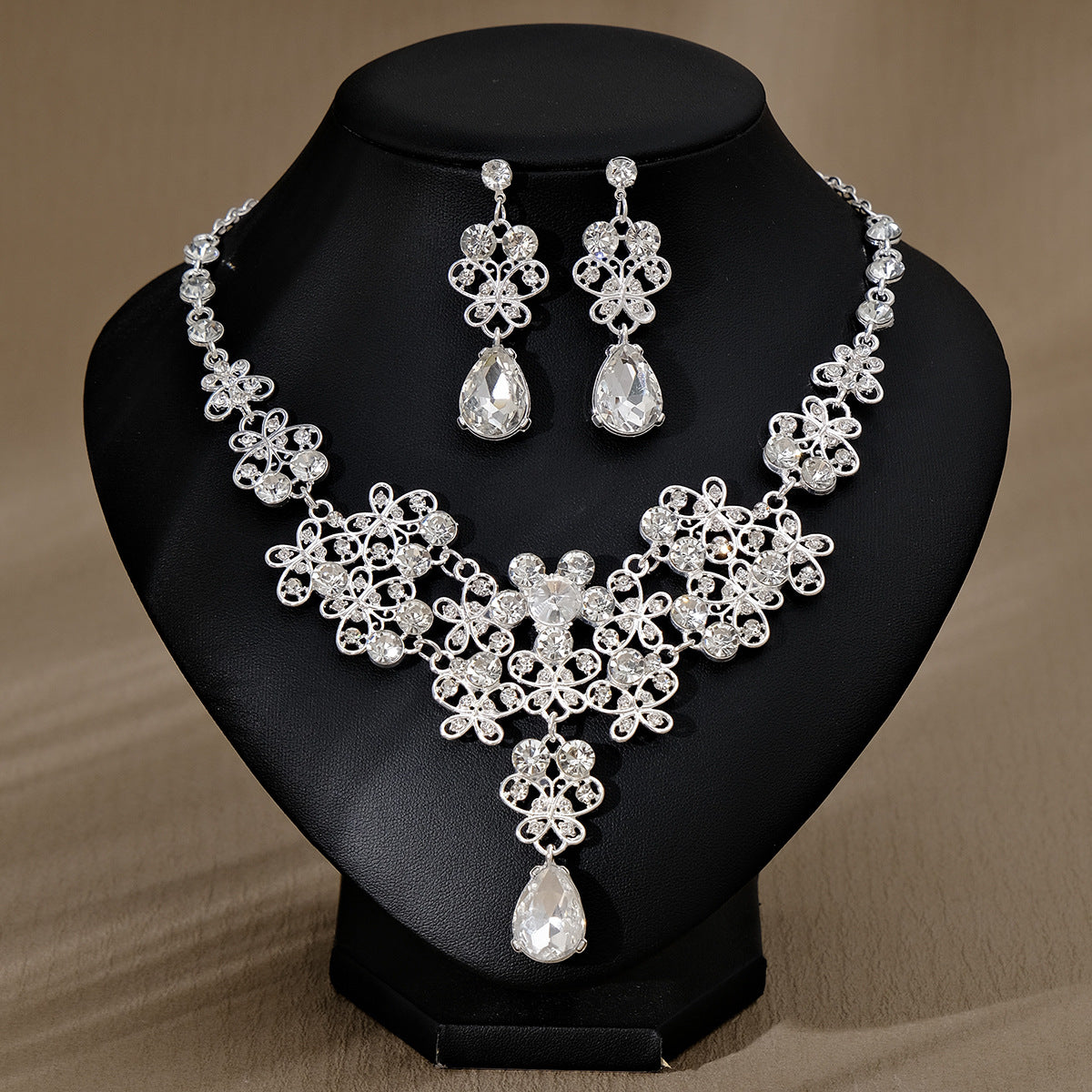 Silver pearl necklace and earrings set